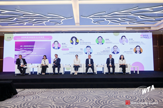 圆桌对话1.jpg 圆桌对话1.jpg