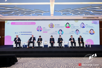 圆桌对话2.jpg 圆桌对话2.jpg